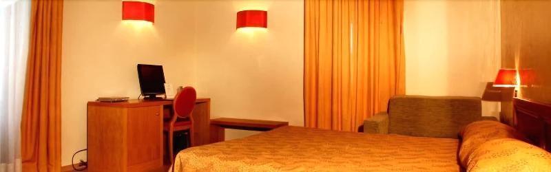 ל'אקווילה Hotel 99 Cannelle מראה חיצוני תמונה